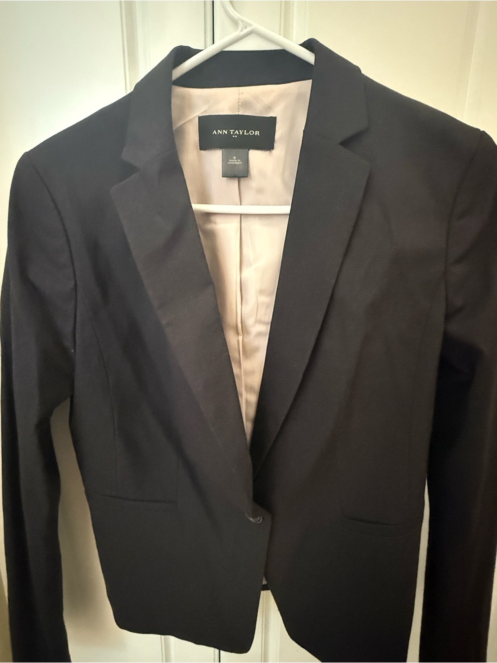 Ann Taylor Black Women's Tailored Blazer with Notch Lapel